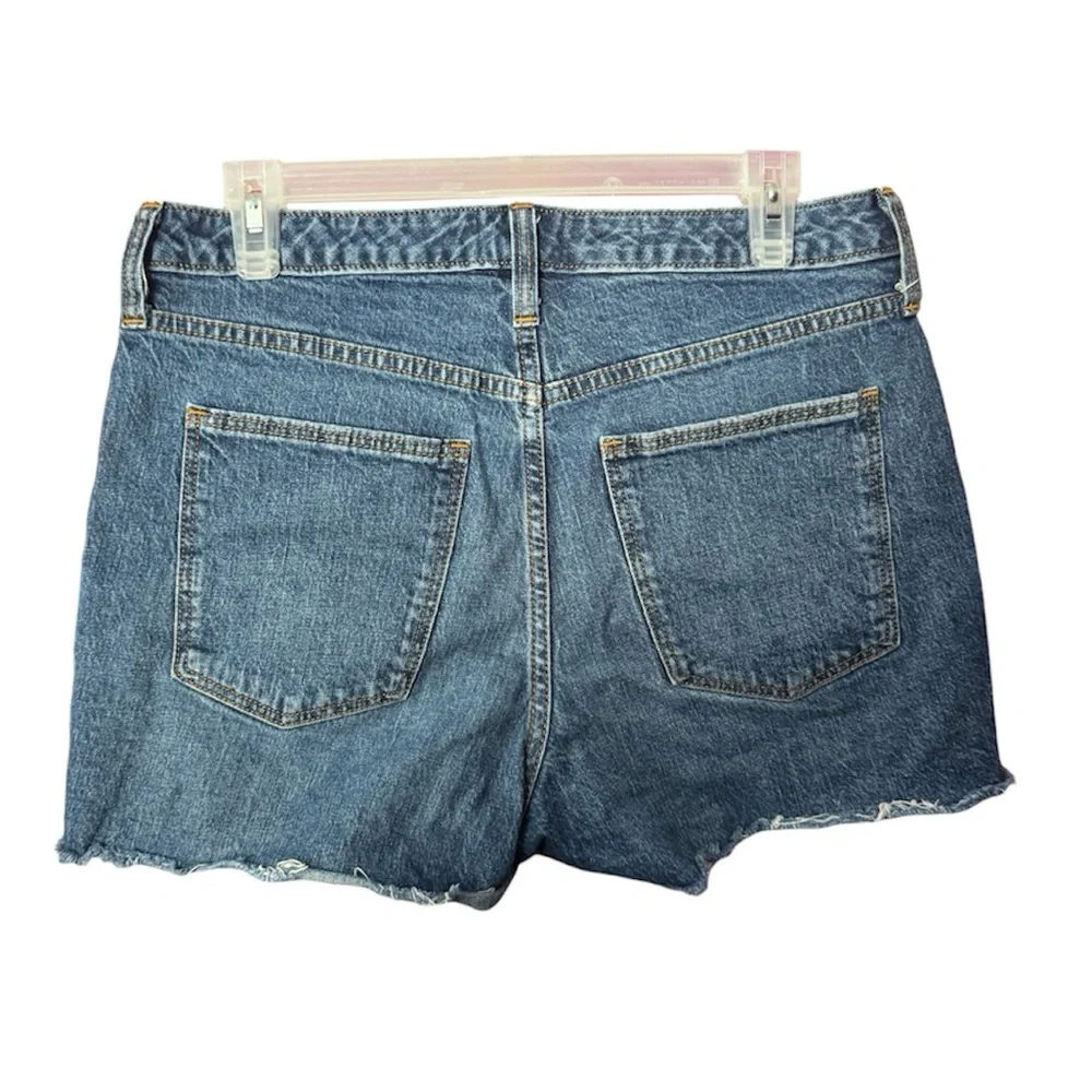 Universal Thread Blue Jean Shorts - Picture 2 of 3